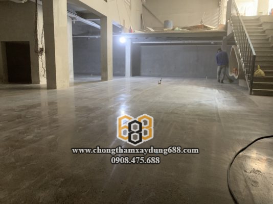 Công ty 688 chuyên thi công bột xoa nền tại Long An